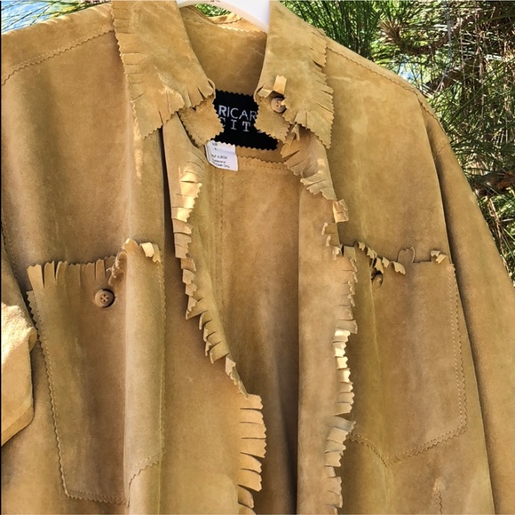 💫 Suede Fringe Jacket💫 - Picture 2 of 6